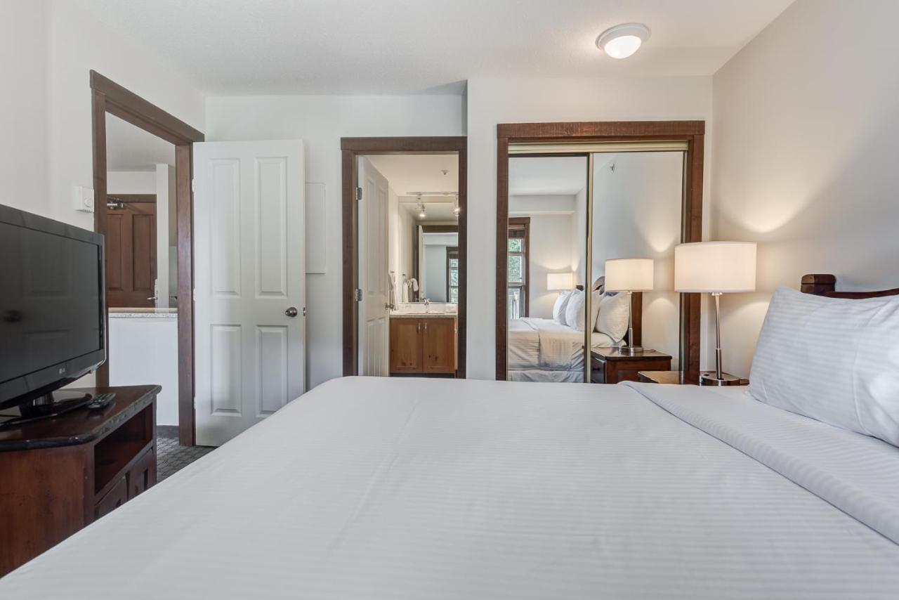 Blackcomb Springs Suites By Clique Γουίστλερ Εξωτερικό φωτογραφία