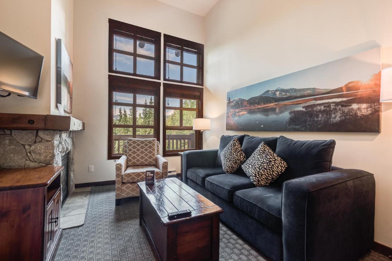 Blackcomb Springs Suites By Clique Γουίστλερ Εξωτερικό φωτογραφία