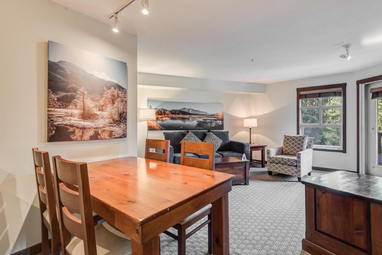 Blackcomb Springs Suites By Clique Γουίστλερ Εξωτερικό φωτογραφία
