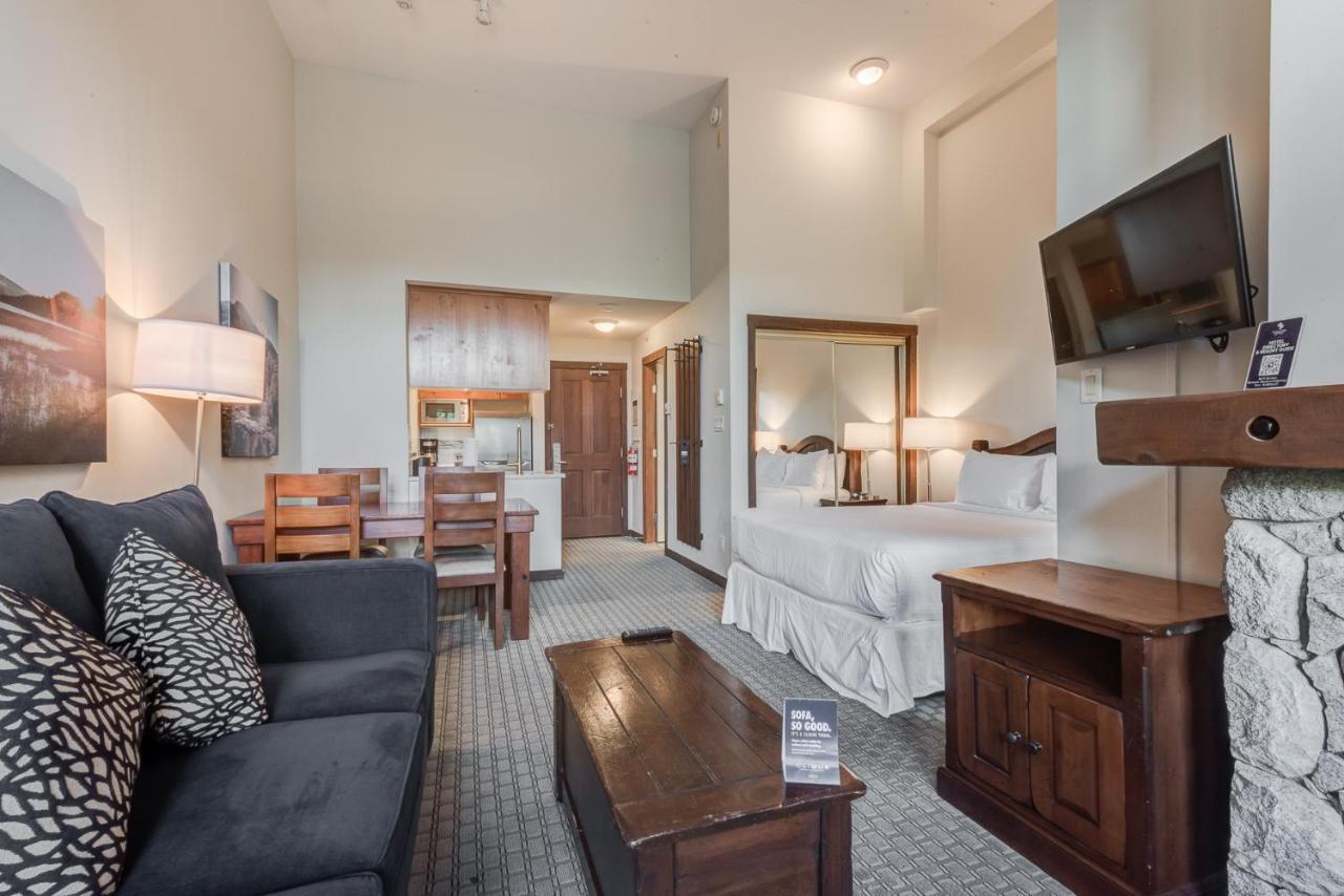 Blackcomb Springs Suites By Clique Γουίστλερ Εξωτερικό φωτογραφία