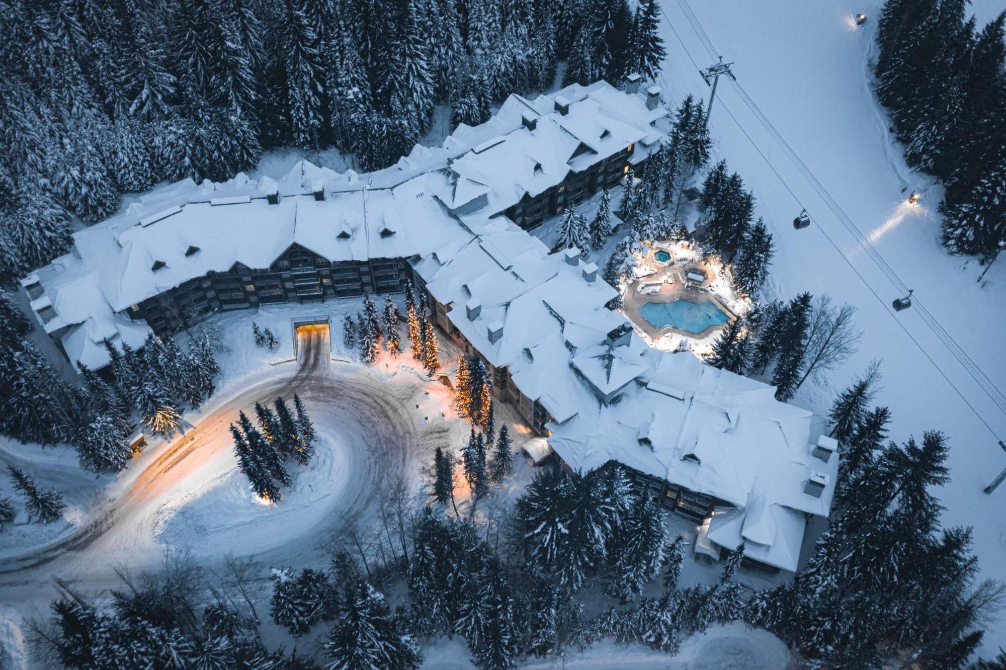 Blackcomb Springs Suites By Clique Γουίστλερ Εξωτερικό φωτογραφία